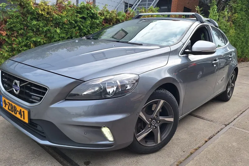 Volvo V40 (2014)