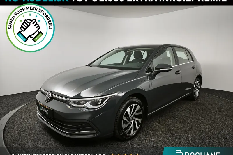 Volkswagen Golf (2023)