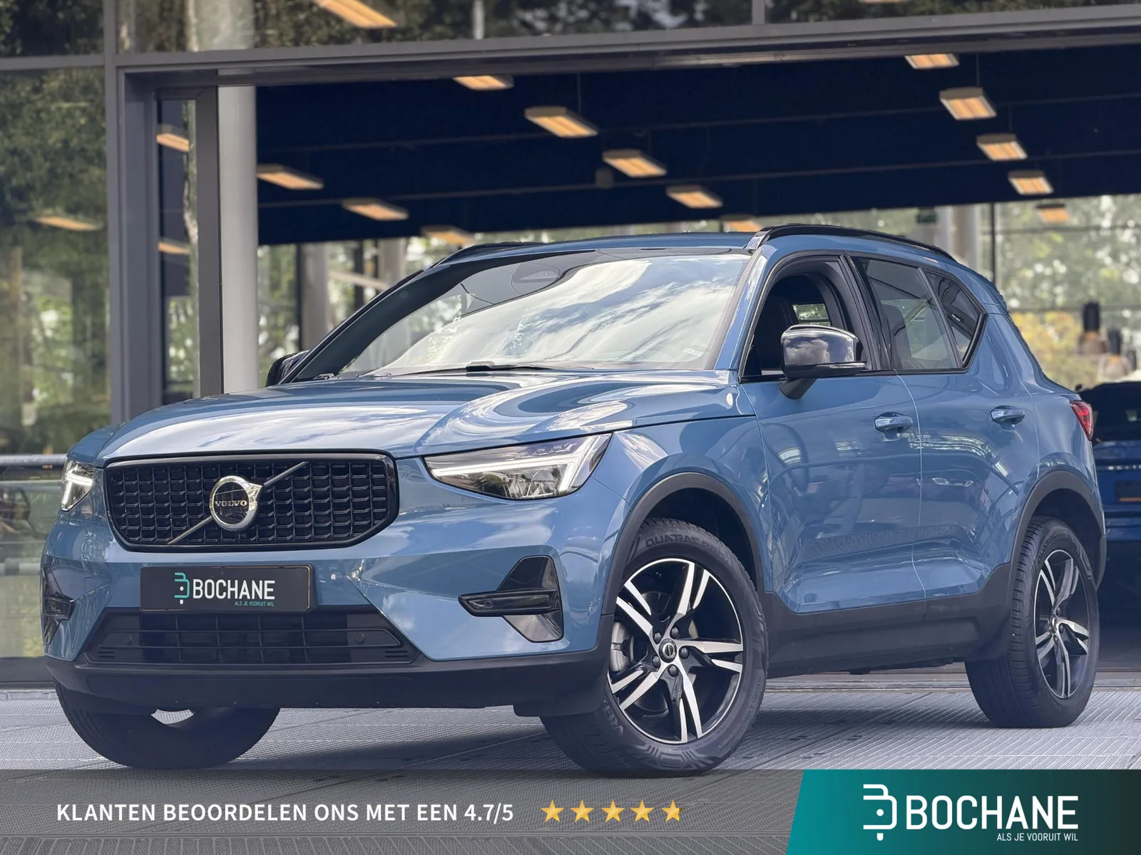 Volvo XC40 (2024) — foto 1