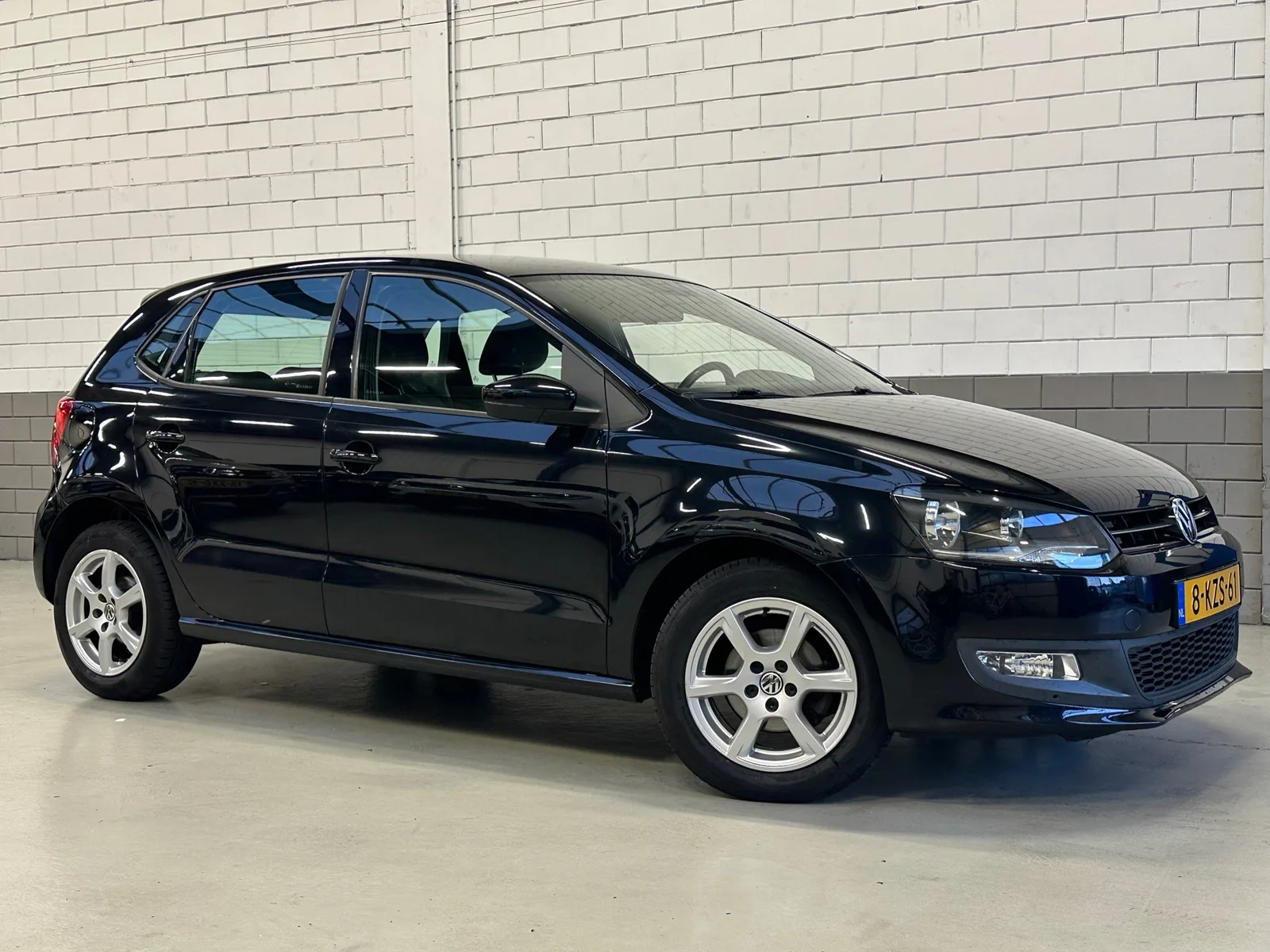 Volkswagen Polo (2013) — foto 1