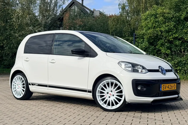 Volkswagen Up! (2018)