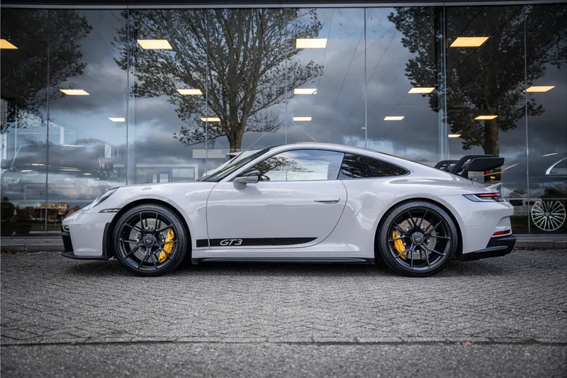 Porsche 911 (2022)