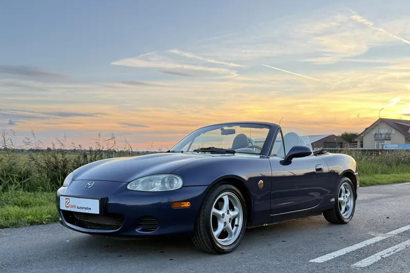 Mazda MX-5 (2000)