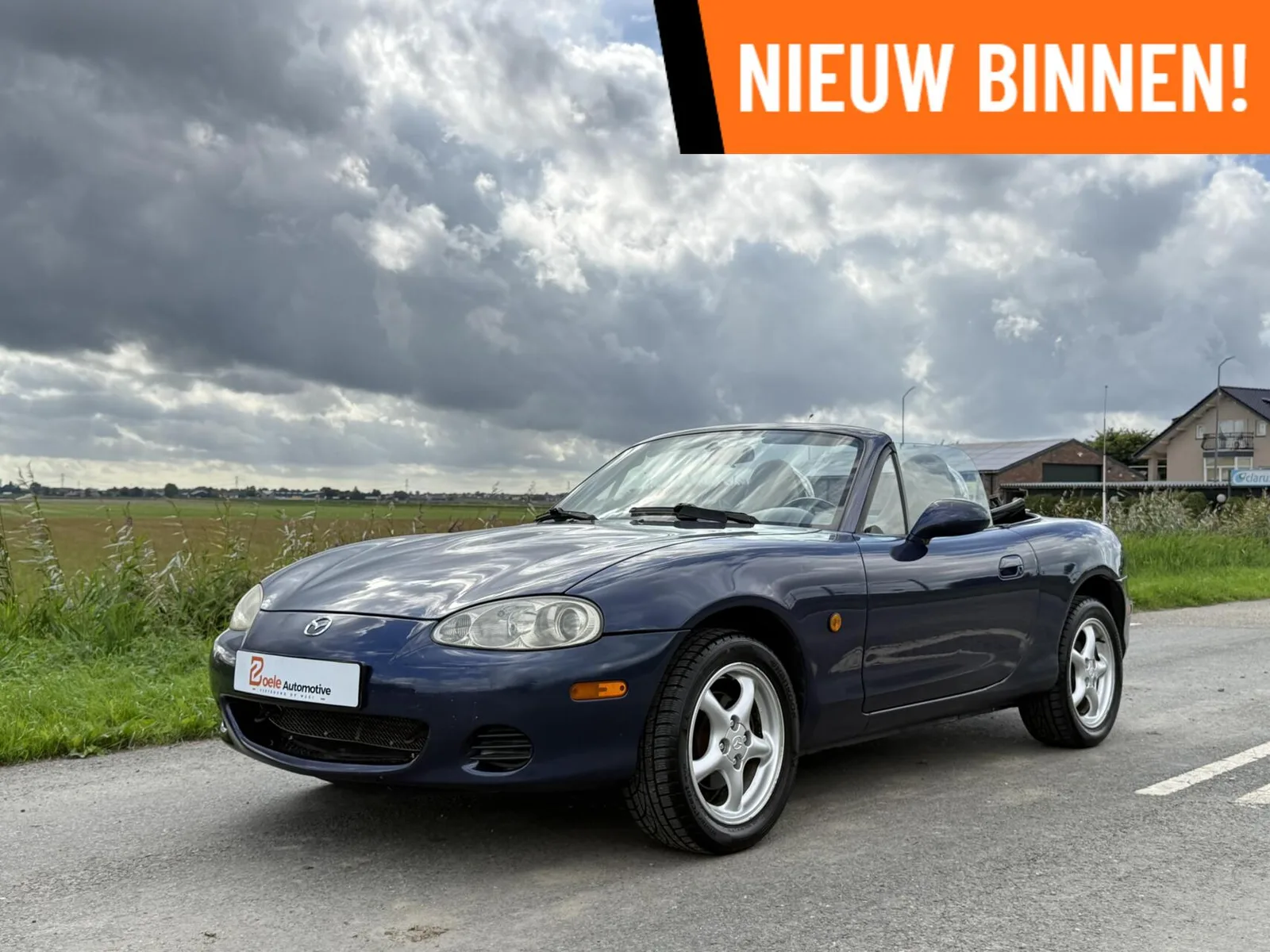 Mazda MX-5 (2001) — foto 1