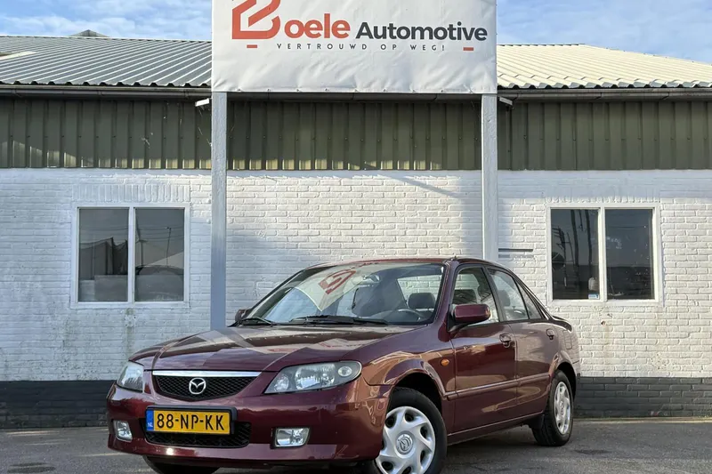 Mazda 323 (2004)