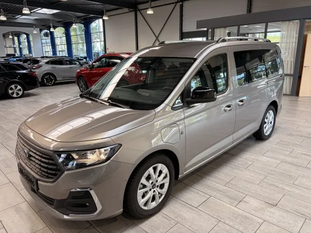 Ford Grand Tourneo Connect (2025) — foto 1