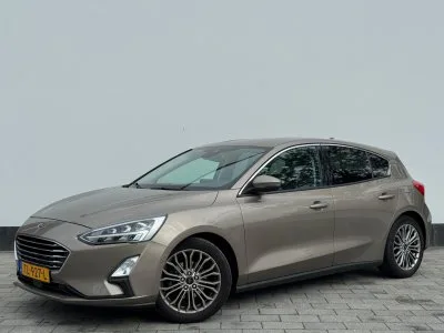 Ford Focus (2019) — foto 1