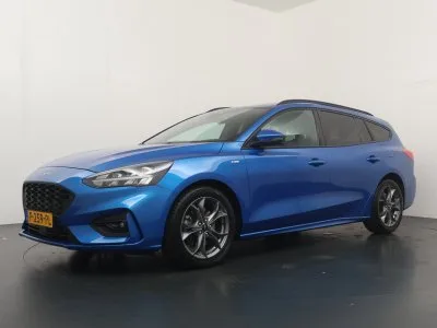 Ford Focus (2021) — foto 1