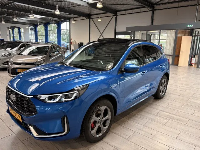 Ford Kuga (2025) — foto 1