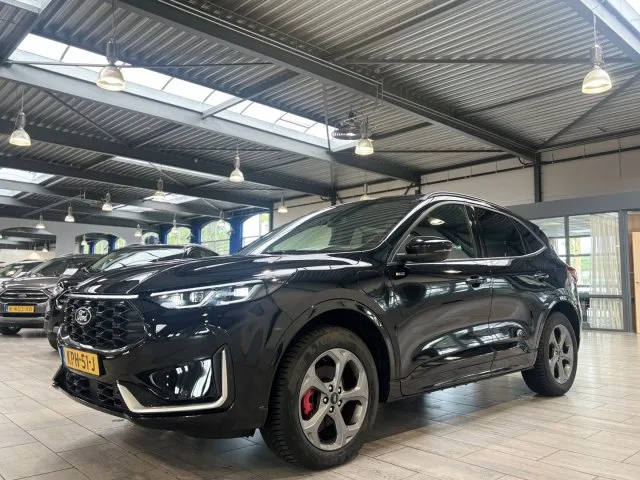 Ford Kuga (2025) — foto 1