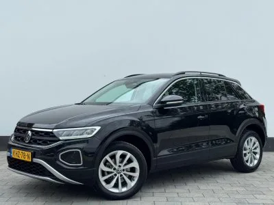 Volkswagen T-Roc (2025) — foto 1