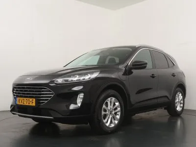 Ford Kuga (2022) — foto 1