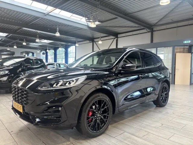 Ford Kuga (2023) — foto 1