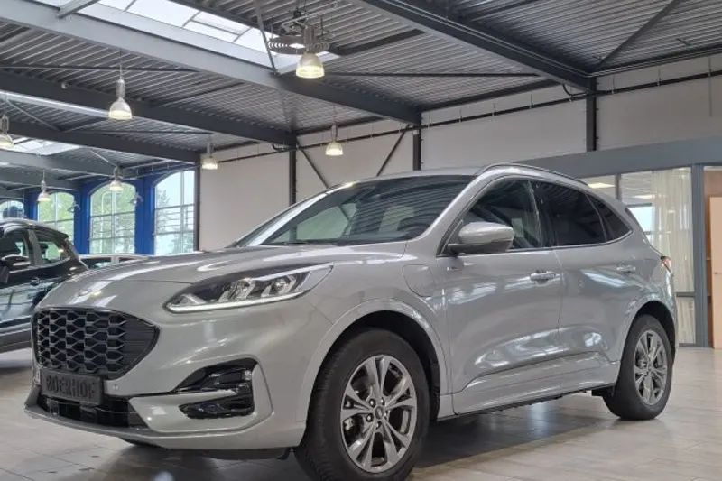 Ford Kuga (2023)