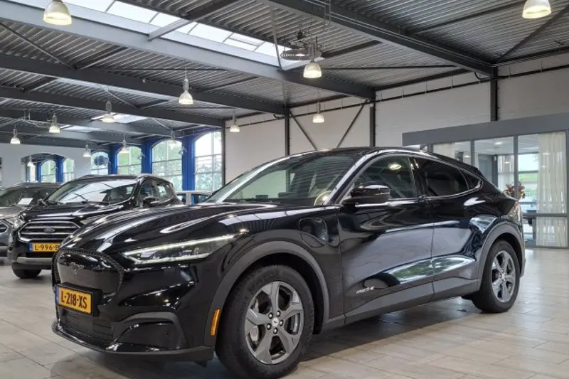 Ford Mustang Mach-E (2021)
