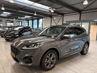 Ford Kuga (2023) — foto 1