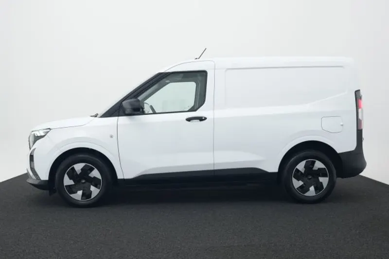 Ford E-Transit Courier (2025)