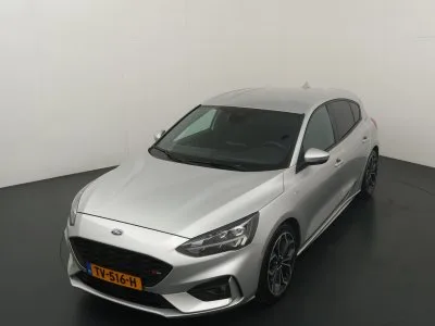Ford Focus (2020) — foto 1