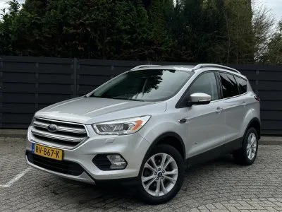 Ford Kuga (2018) — foto 1