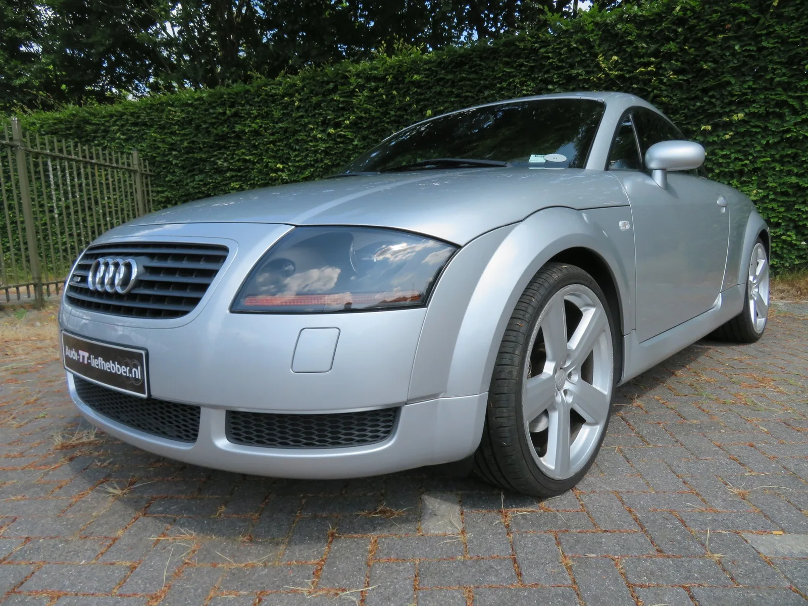 Audi TT (1999) — foto 1