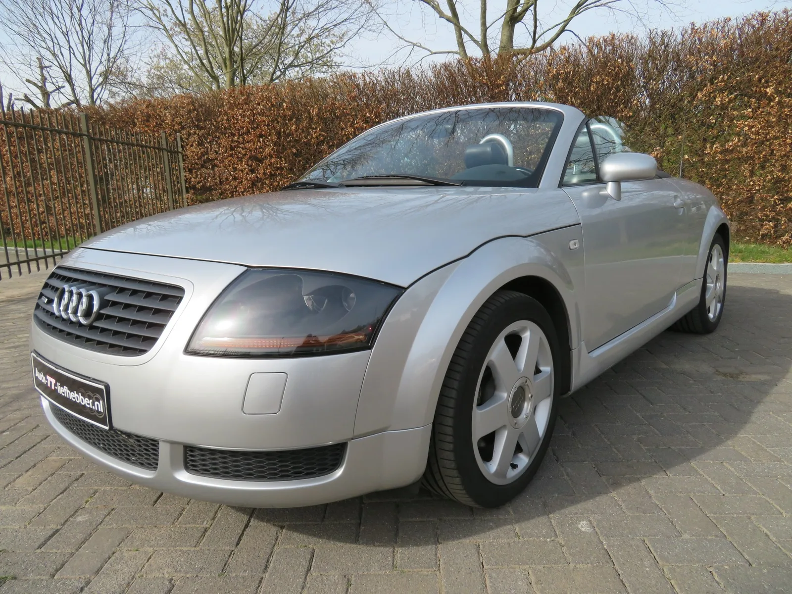 Audi TT (1999) — foto 1