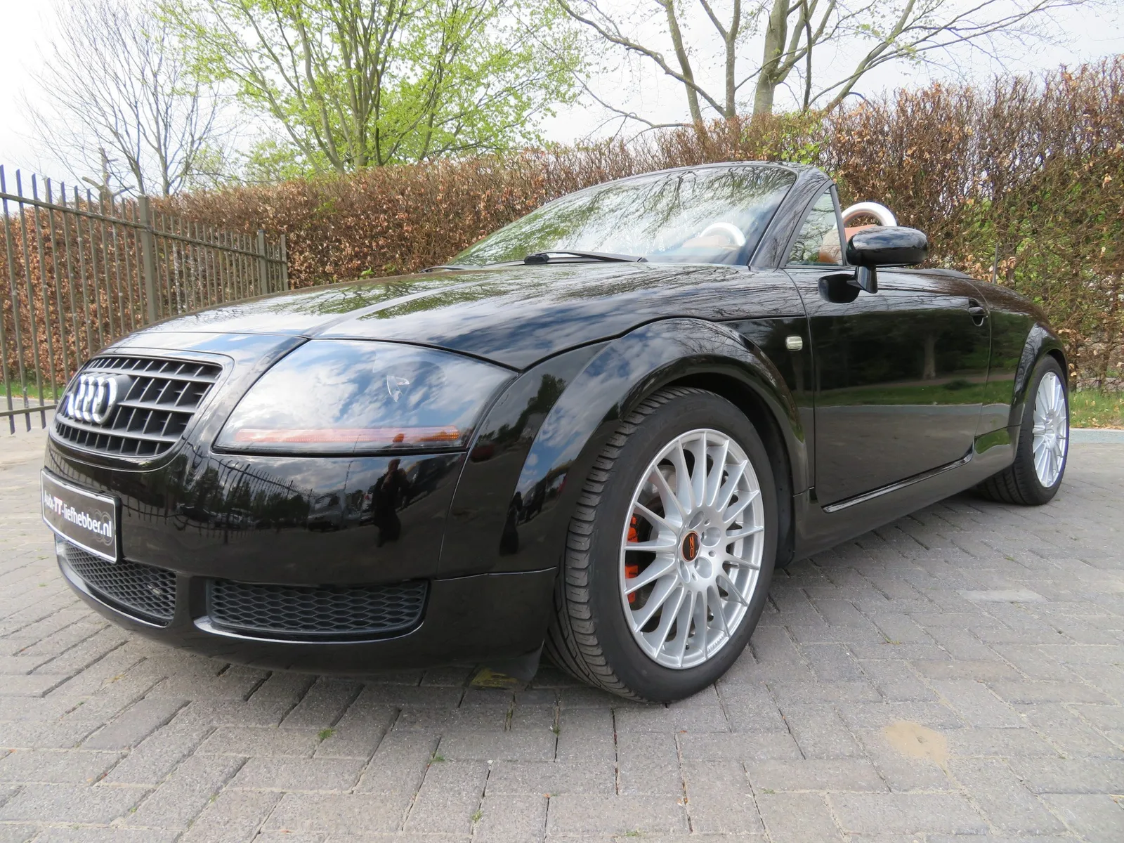 Audi TT (2000) — foto 1