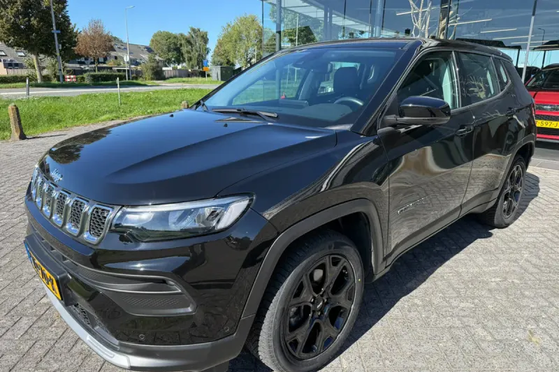 Jeep Compass (2024)