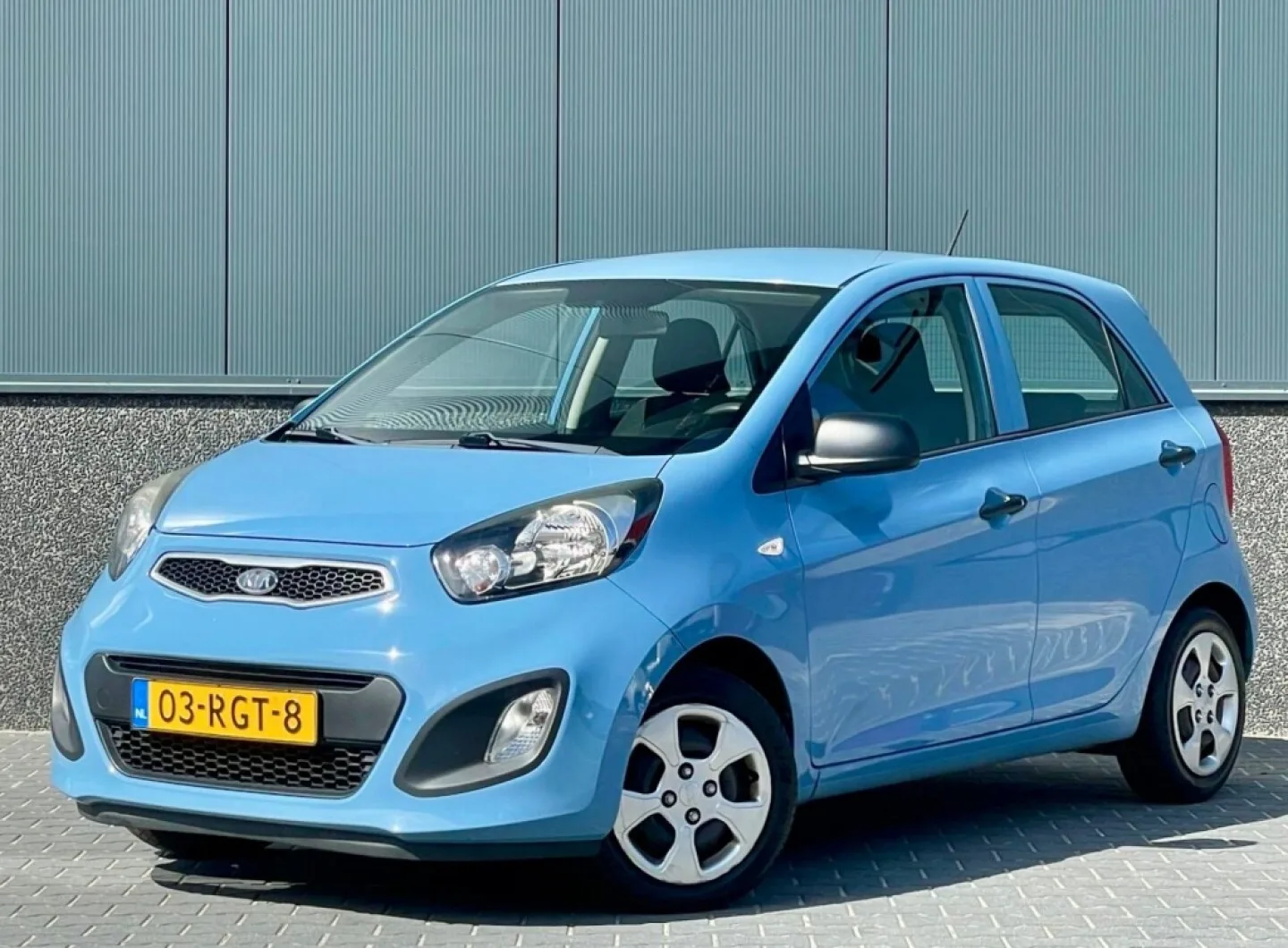 Kia Picanto (2011) — foto 1