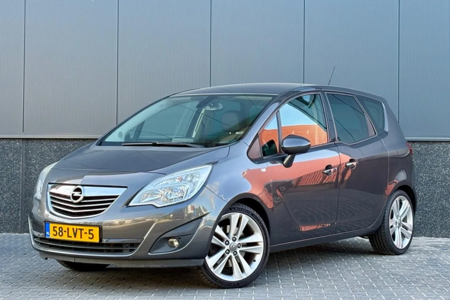 Opel Meriva (2010) — foto 1