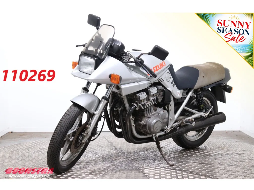 Suzuki GSX 750 S Katana (1982) — foto 1