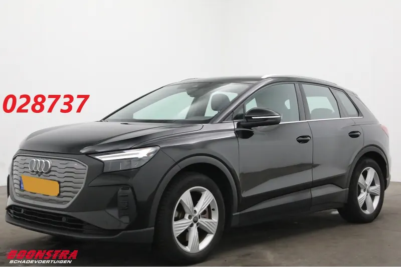 Audi Q4 e-tron (2022)