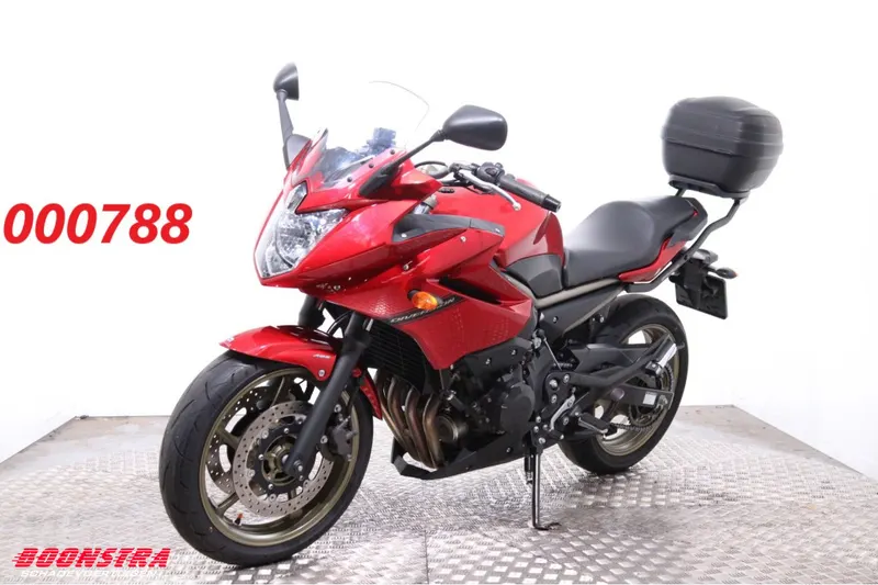 Yamaha XJ6 Diversion (2009)