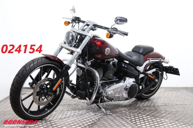 Harley-Davidson Breakout 96 (2015)