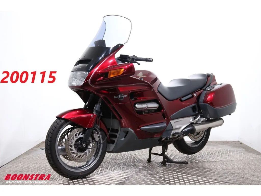 Honda ST 1100 PAN European (1998) — foto 1