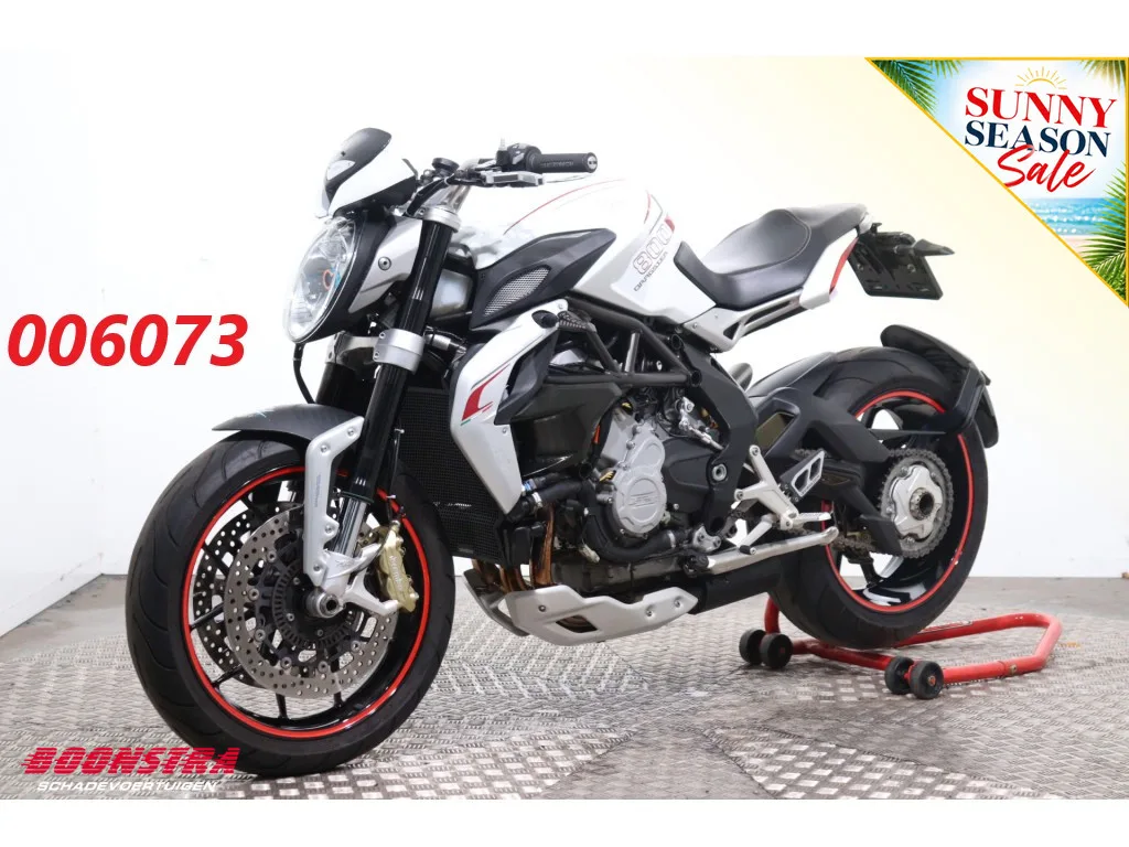 MV Agusta Brutale (2015) — foto 1