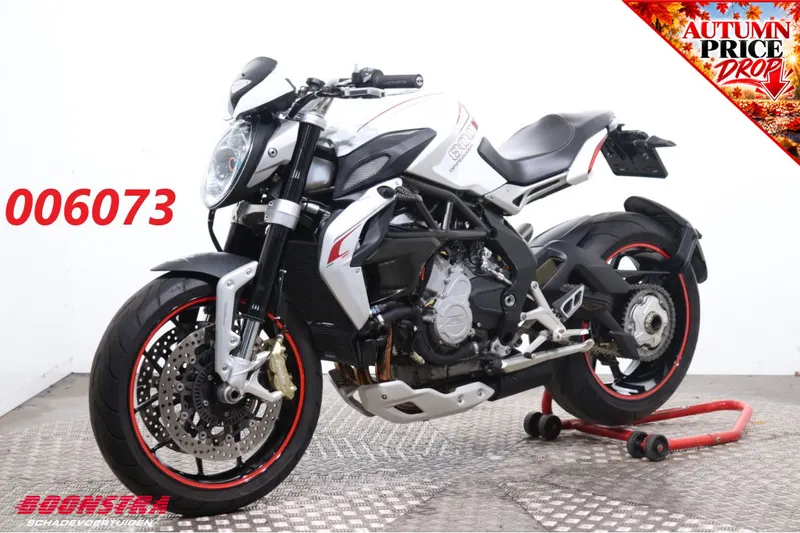 MV Agusta Dragster 800 (2015)