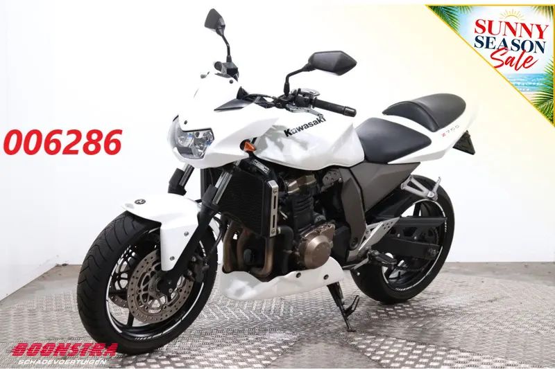 Kawasaki Z750 (2004)