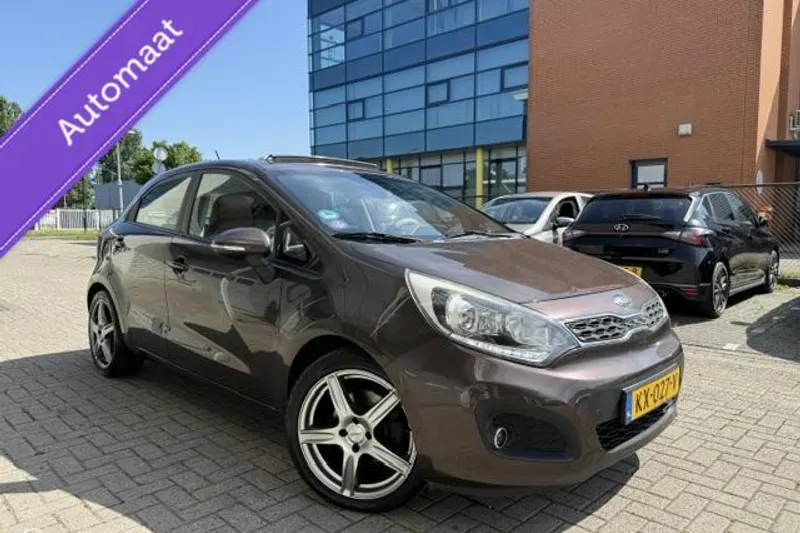 Kia Rio (2013)