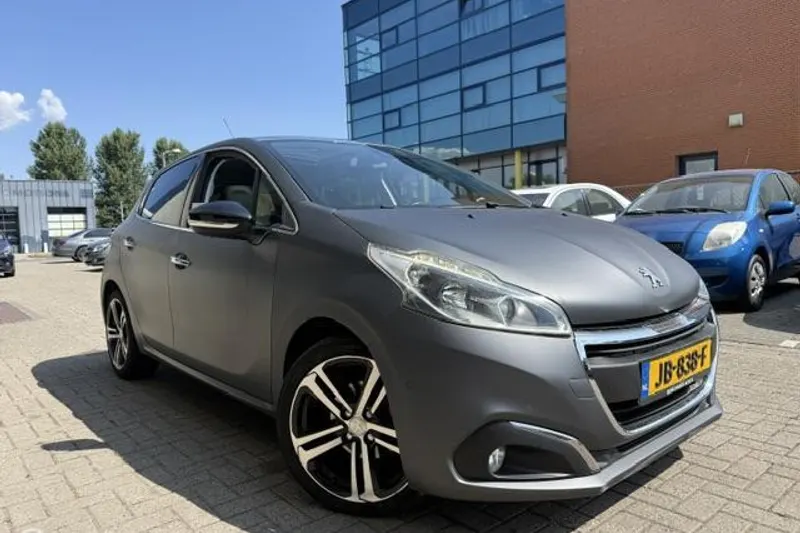Peugeot 208 (2016)
