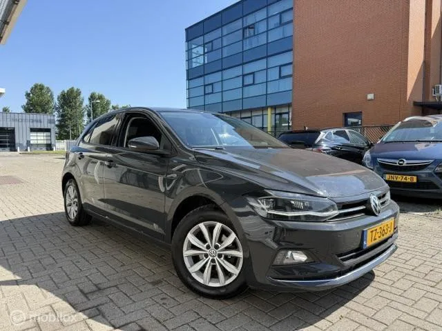 Volkswagen Polo (2018) — foto 1