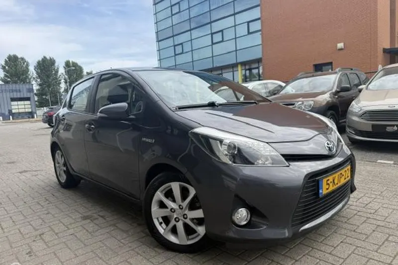 Toyota Yaris (2013)