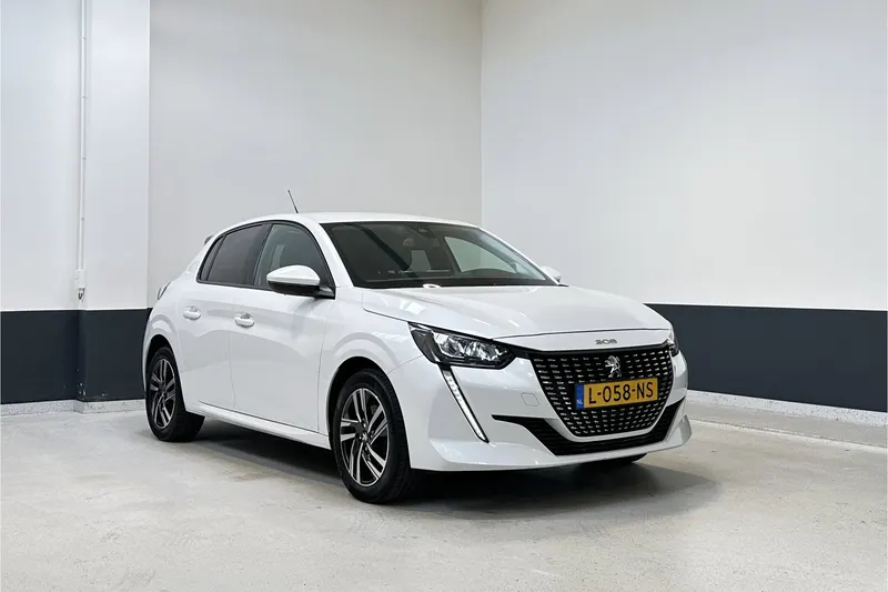 Peugeot 208 (2021)