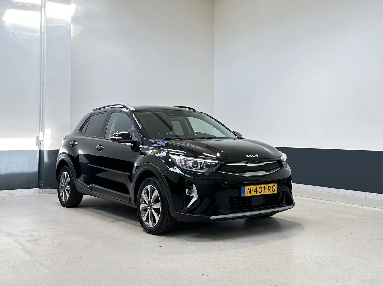 Kia Stonic (2021) — foto 1