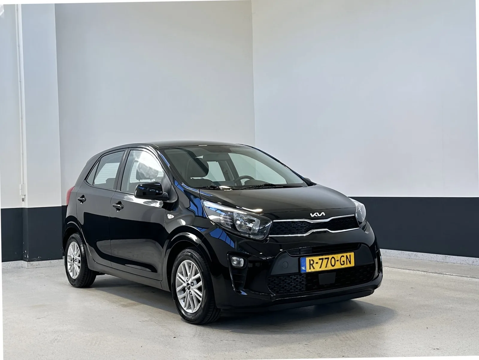 Kia Picanto (2022) — foto 1