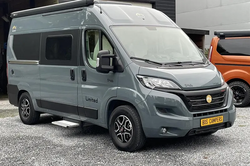 Mooveo Van (2023)