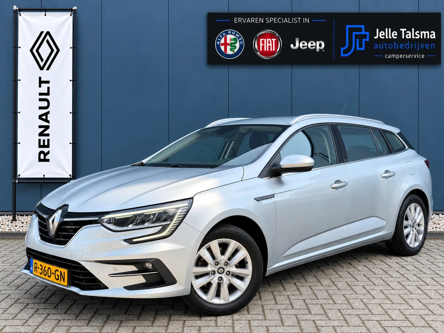 Renault Mégane E-Tech (2021) — foto 1