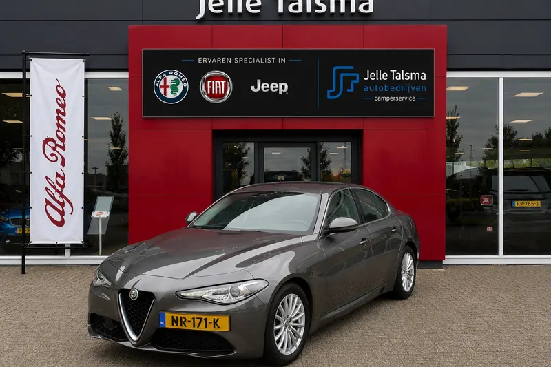 Alfa Romeo Giulia (2017)