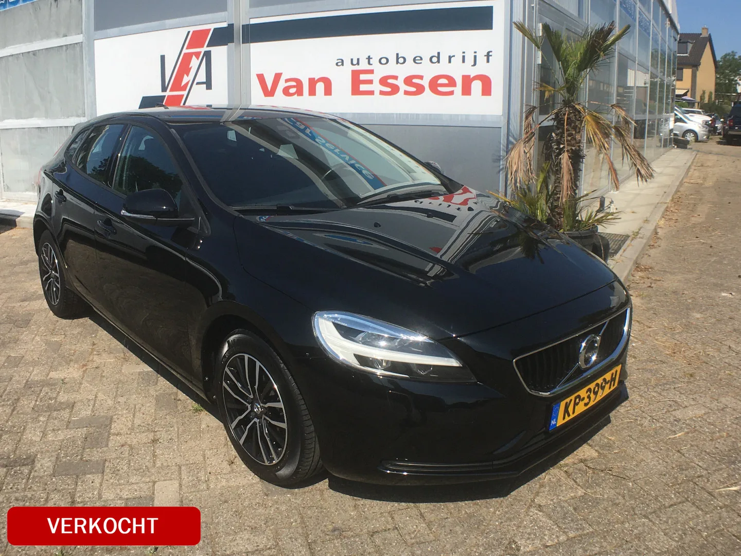 Volvo V40 (2016) — foto 1