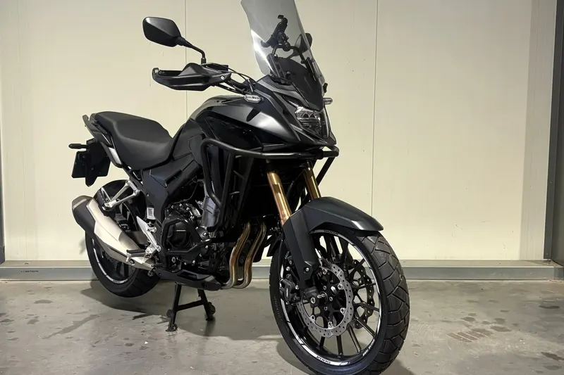 Honda CB500X (2023)