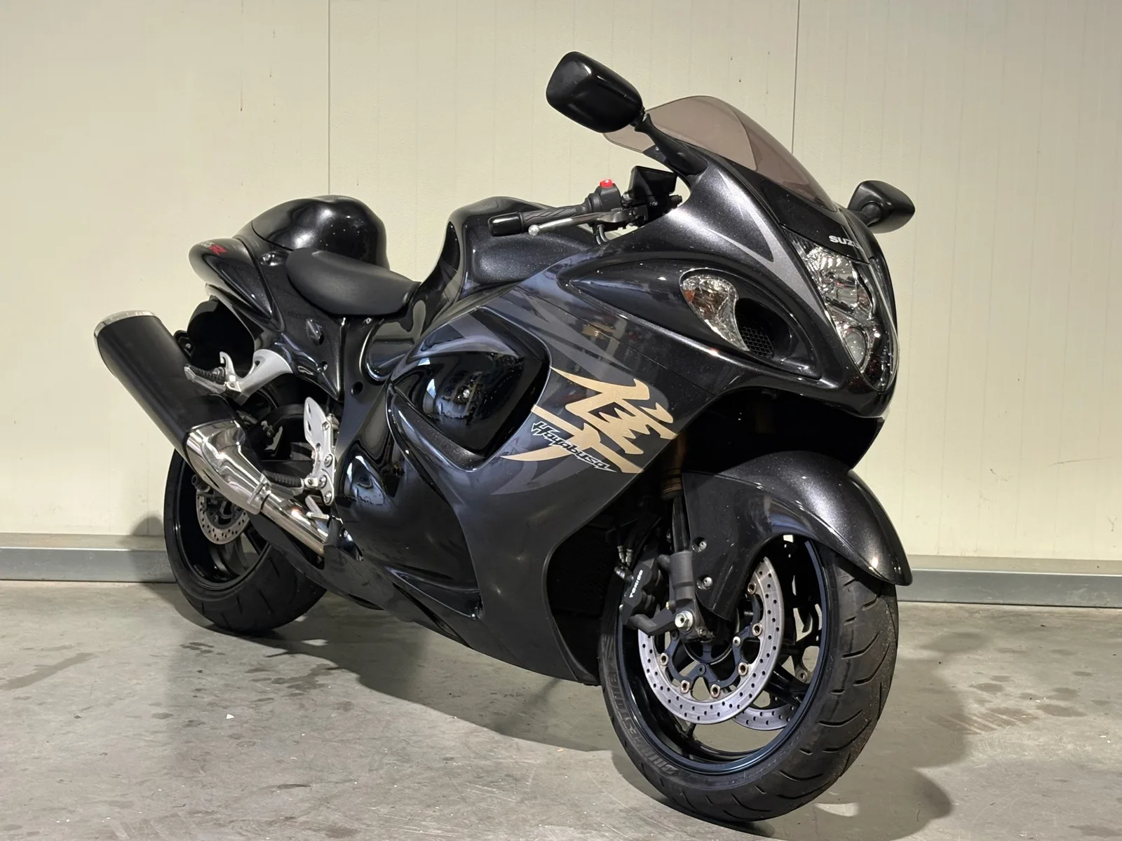 Suzuki GSX-R 1300 (2008) — foto 1